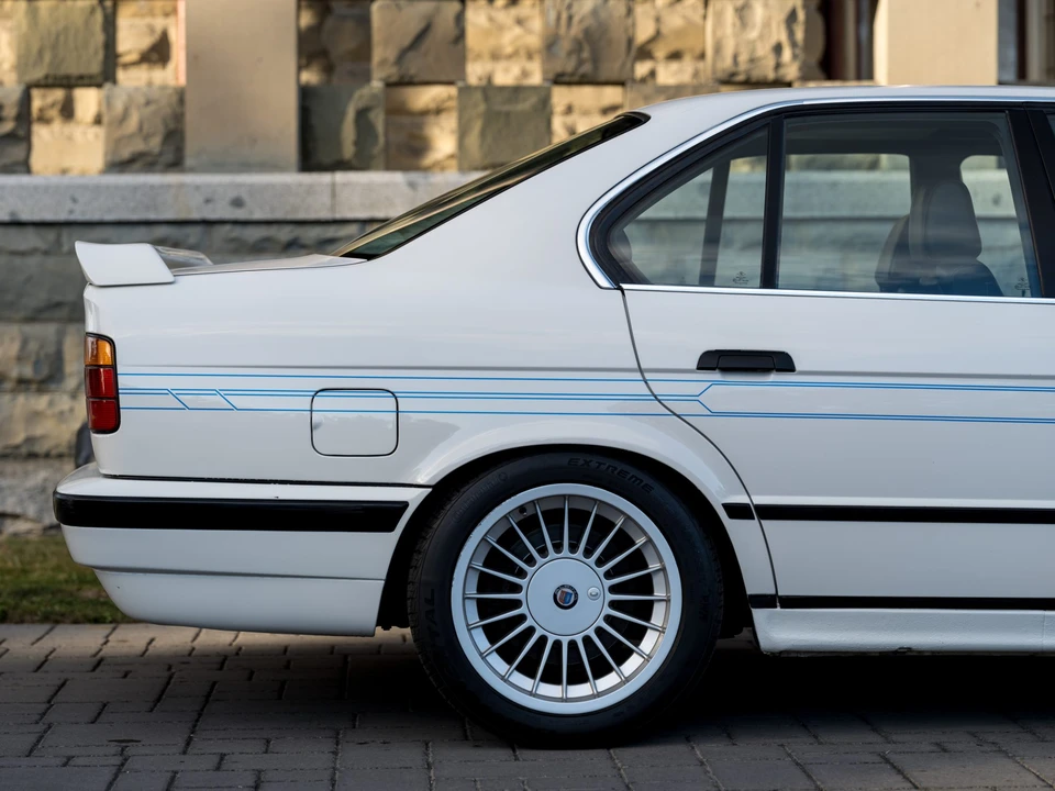1990 BMW Alpina B10 - Image 28 of 31