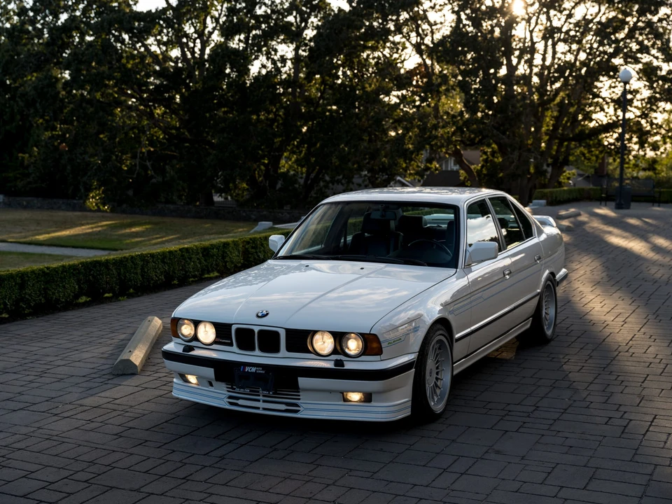 1990 BMW Alpina B10 - Image 2 of 31