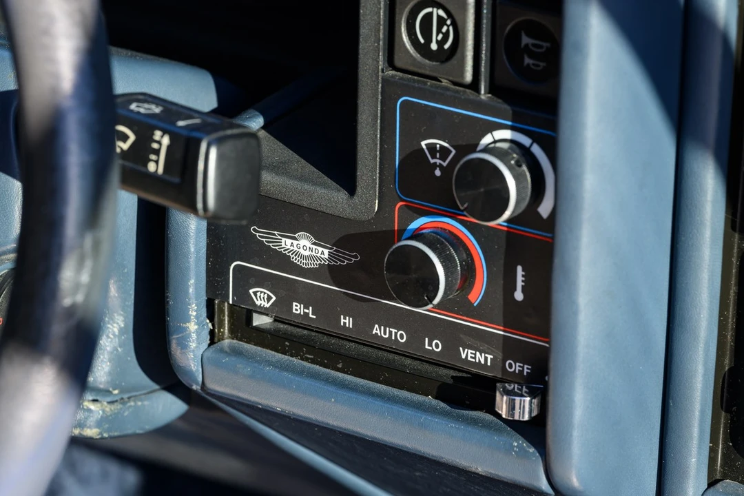 1990 Aston Martin Lagonda - Image 19 of 30