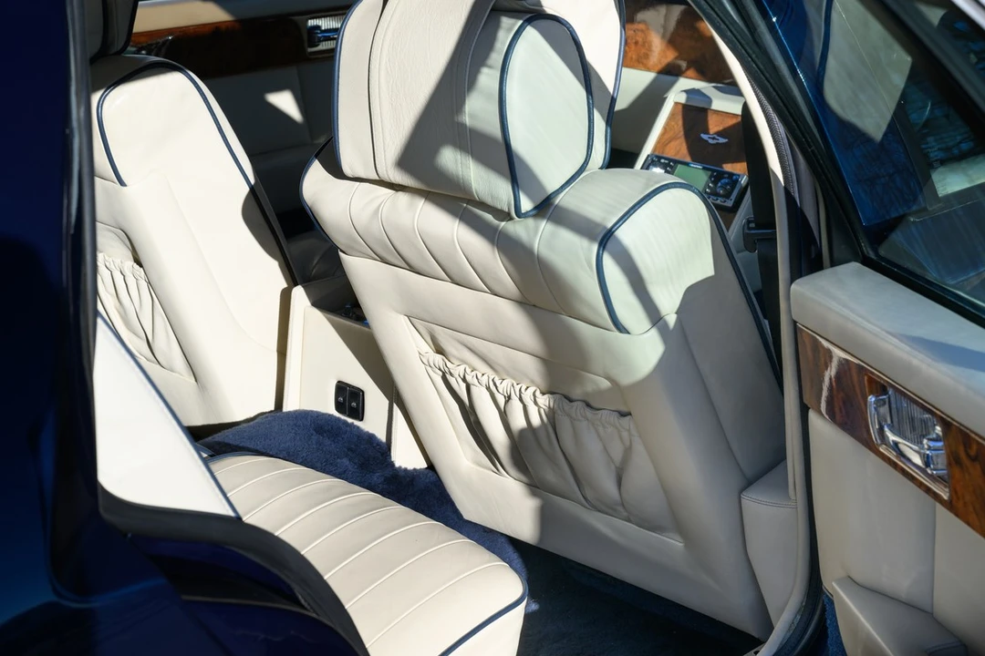 1990 Aston Martin Lagonda - Image 28 of 30