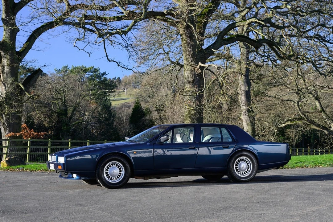 1990 Aston Martin Lagonda - Image 3 of 30