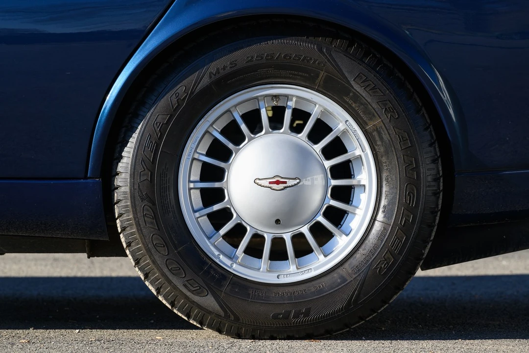 1990 Aston Martin Lagonda - Image 16 of 30