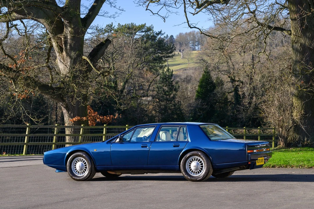 1990 Aston Martin Lagonda - Image 14 of 30