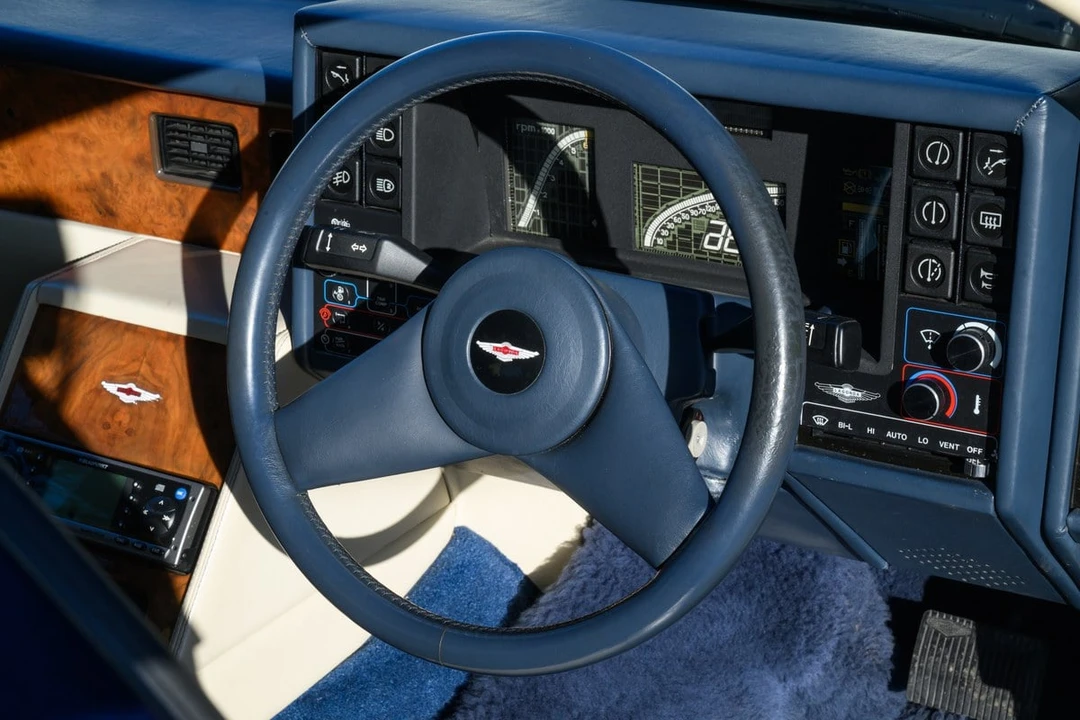 1990 Aston Martin Lagonda - Image 29 of 30
