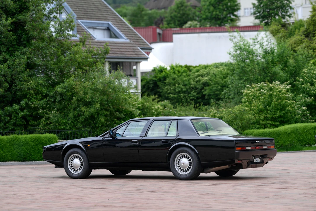 1990 Aston Martin Lagonda - Image 6 of 31