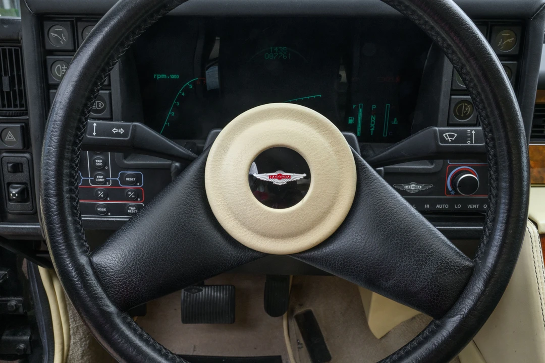 1990 Aston Martin Lagonda - Image 14 of 31