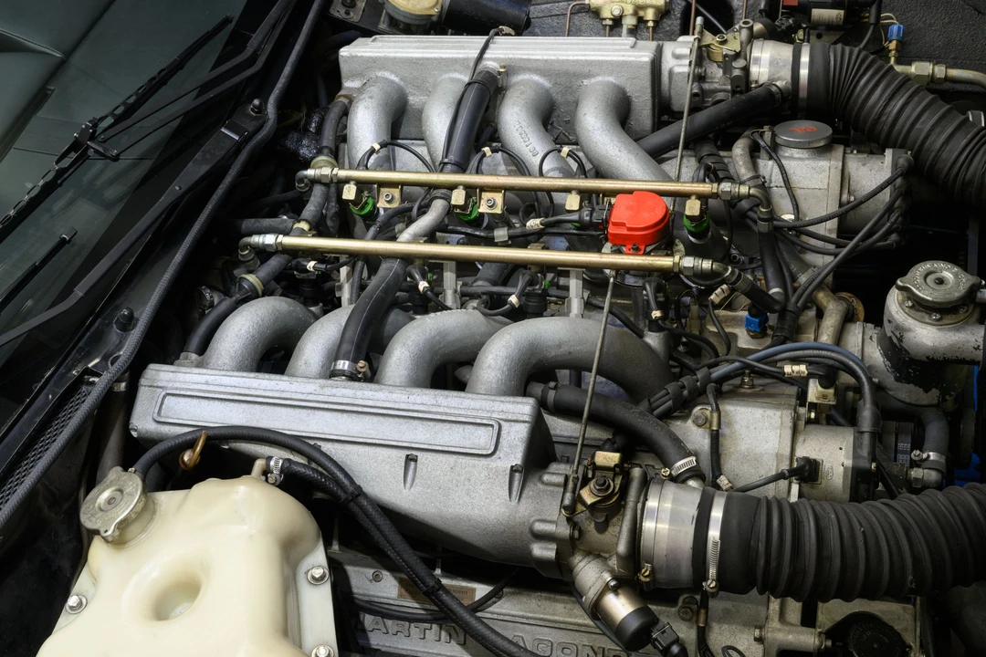 1990 Aston Martin Lagonda - Image 31 of 31