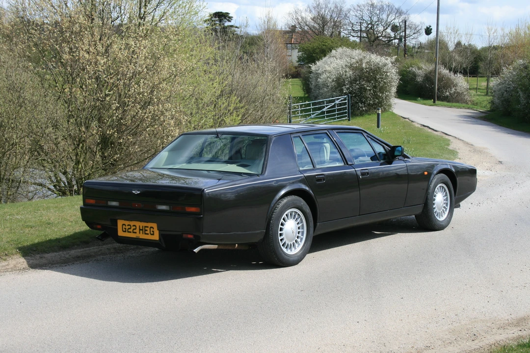 1990 Aston Martin Lagonda - Image 2 of 4