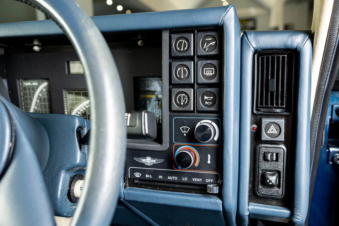 1990 Aston Martin Lagonda - Image 5 of 31