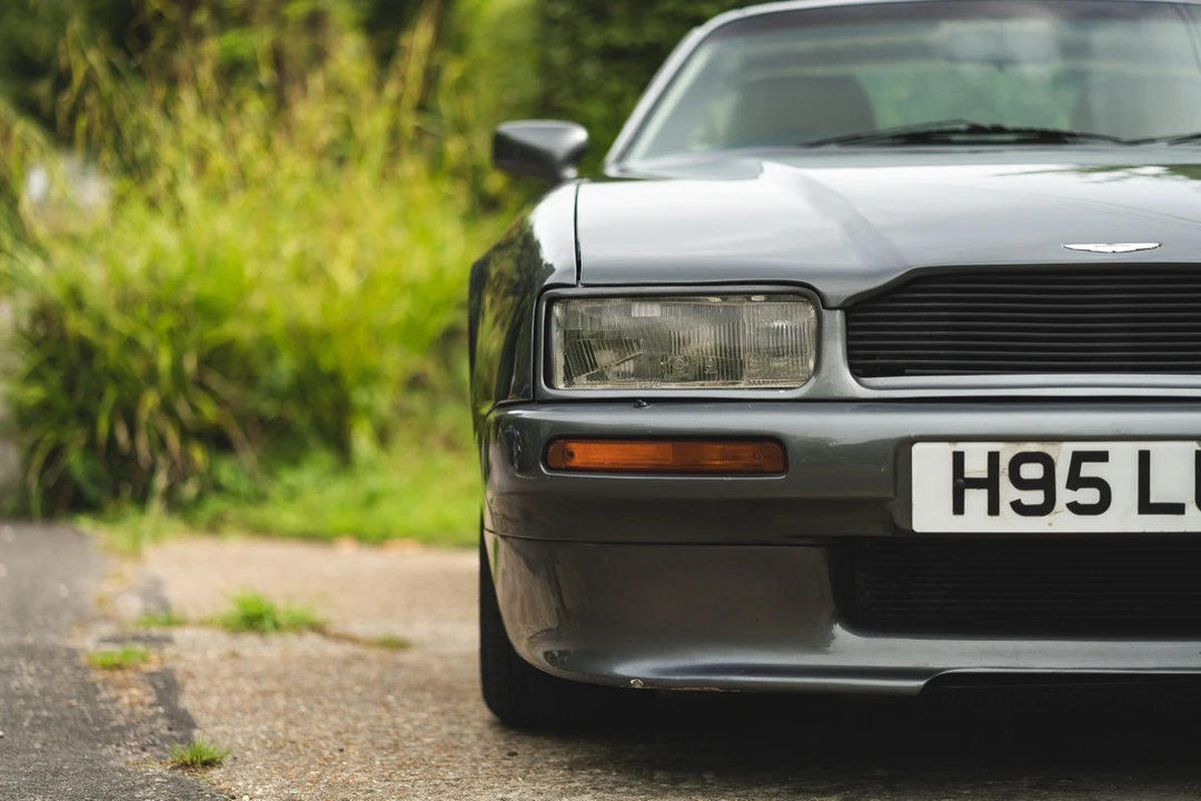 1990 Aston Martin Virage - Image 13 of 30