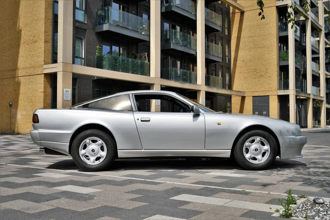 1990 Aston Martin Virage - Image 12 of 30