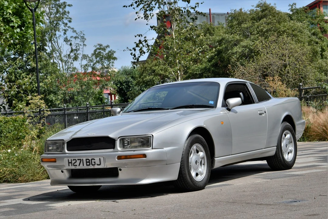 1990 Aston Martin Virage - Image 11 of 30