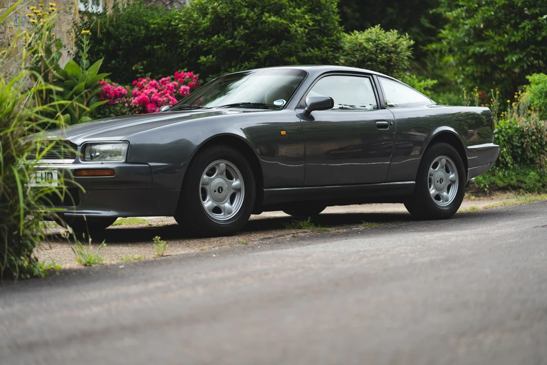 1990 Aston Martin Virage - Image 7 of 30