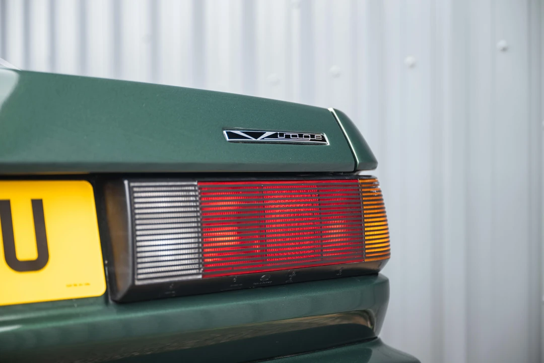 1990 Aston Martin Virage - Image 26 of 31