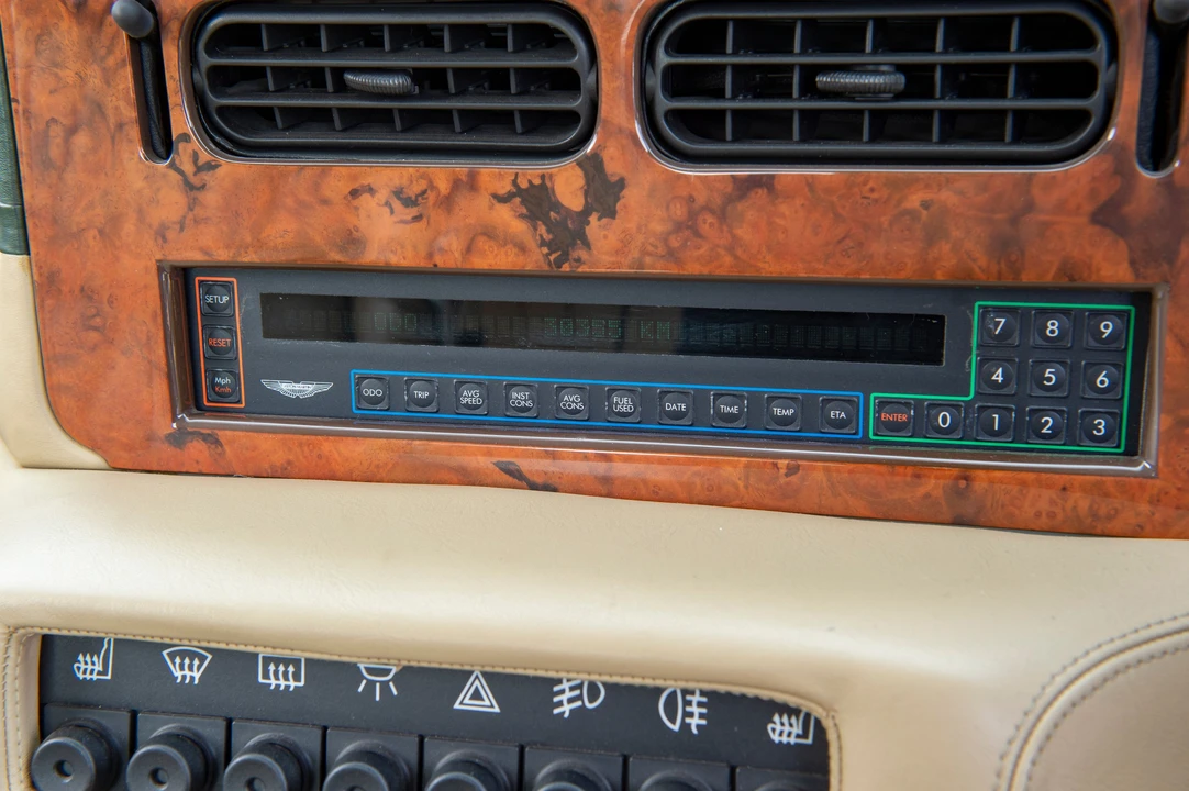 1990 Aston Martin Virage - Image 3 of 16