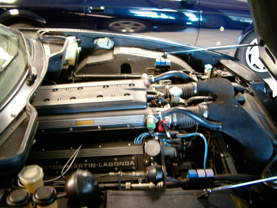 1990 Aston Martin Virage - Image 2 of 3