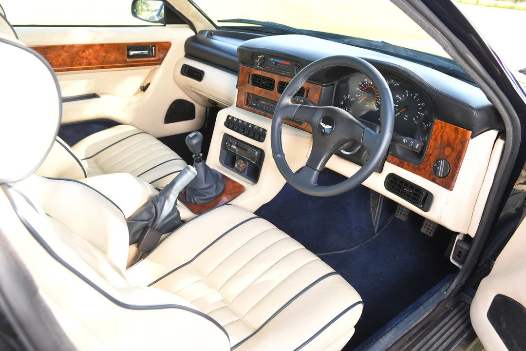 1990 Aston Martin Virage - Image 11 of 31