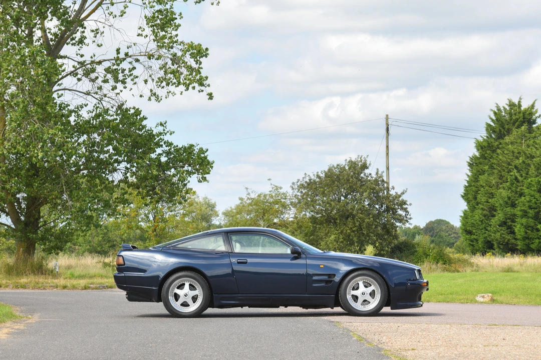 1990 Aston Martin Virage - Image 24 of 31