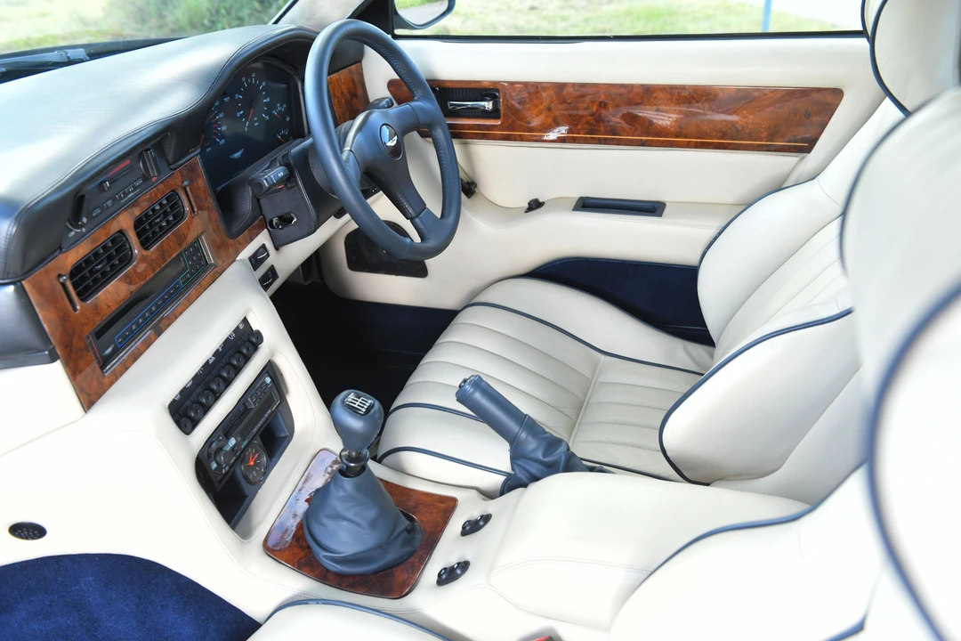 1990 Aston Martin Virage - Image 20 of 31