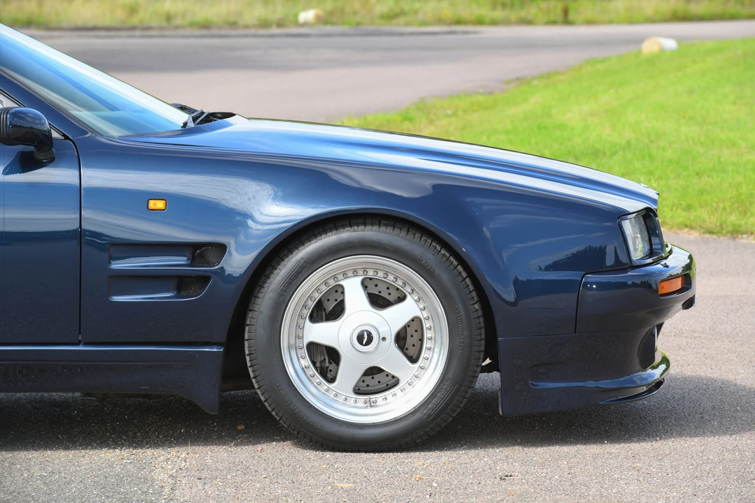 1990 Aston Martin Virage - Image 13 of 31