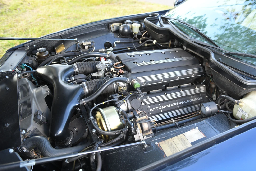 1990 Aston Martin Virage - Image 25 of 31