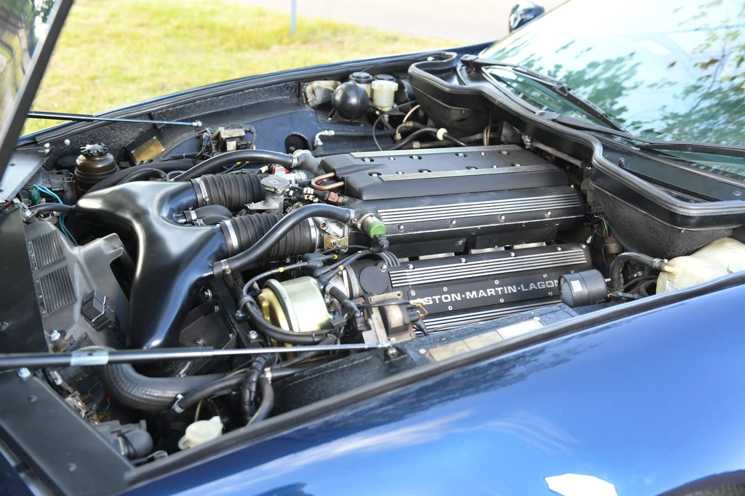 1990 Aston Martin Virage - Image 26 of 31