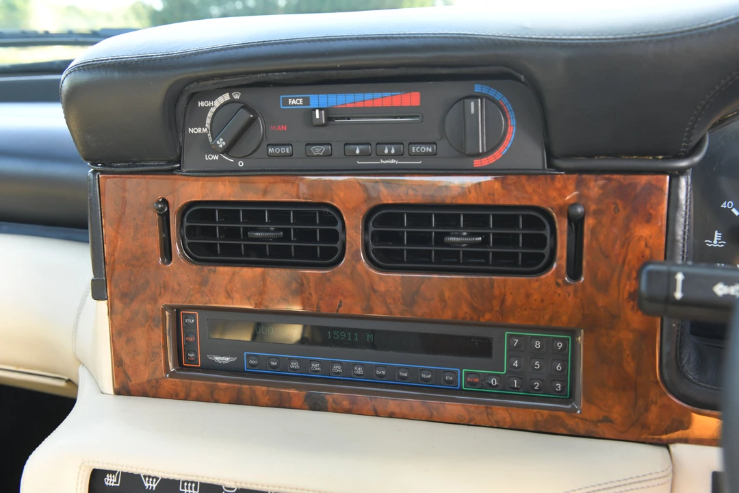 1990 Aston Martin Virage - Image 7 of 31