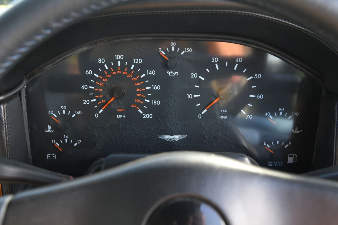 1990 Aston Martin Virage - Image 8 of 31