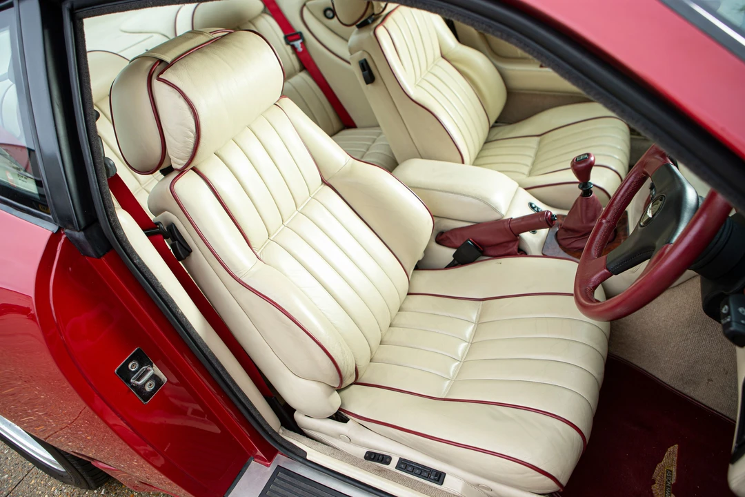 1990 Aston Martin Virage - Image 24 of 31