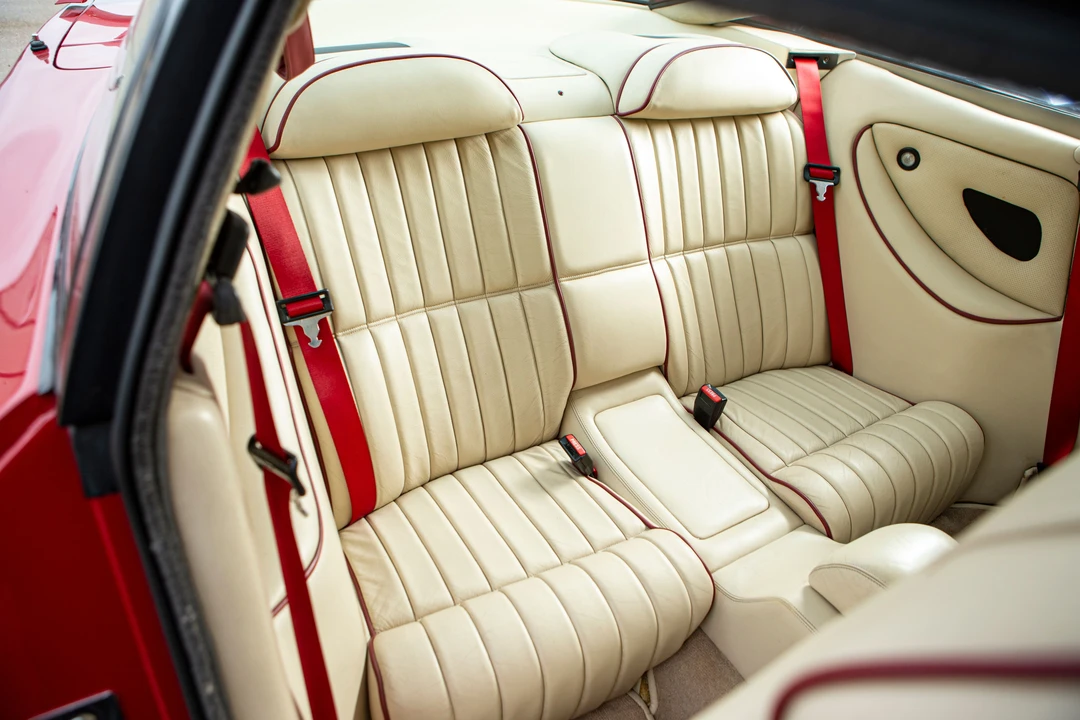 1990 Aston Martin Virage - Image 26 of 31