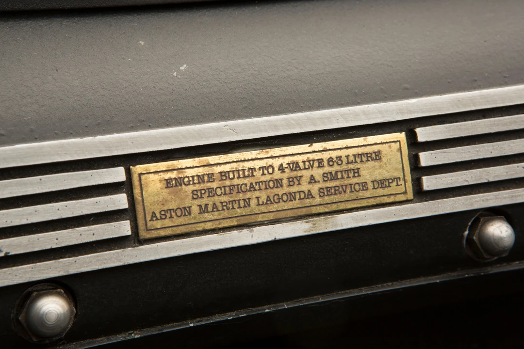 1990 Aston Martin Virage - Image 17 of 30