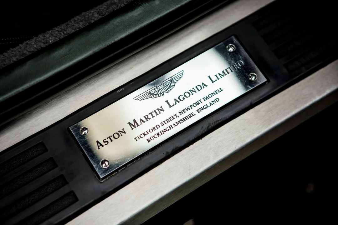 1990 Aston Martin Virage - Image 28 of 30