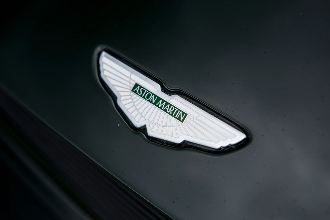 1990 Aston Martin Virage - Image 29 of 30