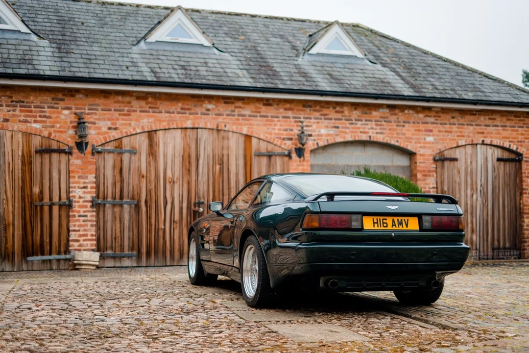 1990 Aston Martin Virage - Image 10 of 30