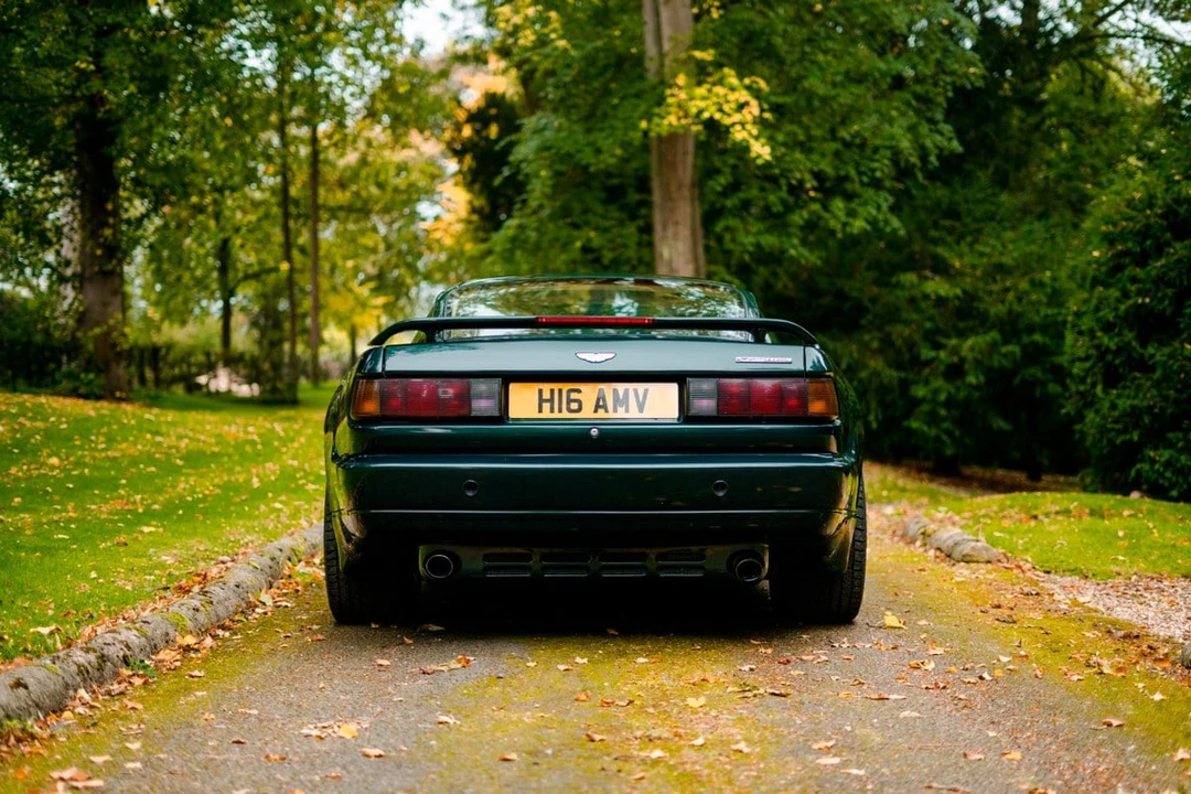 1990 Aston Martin Virage - Image 17 of 30