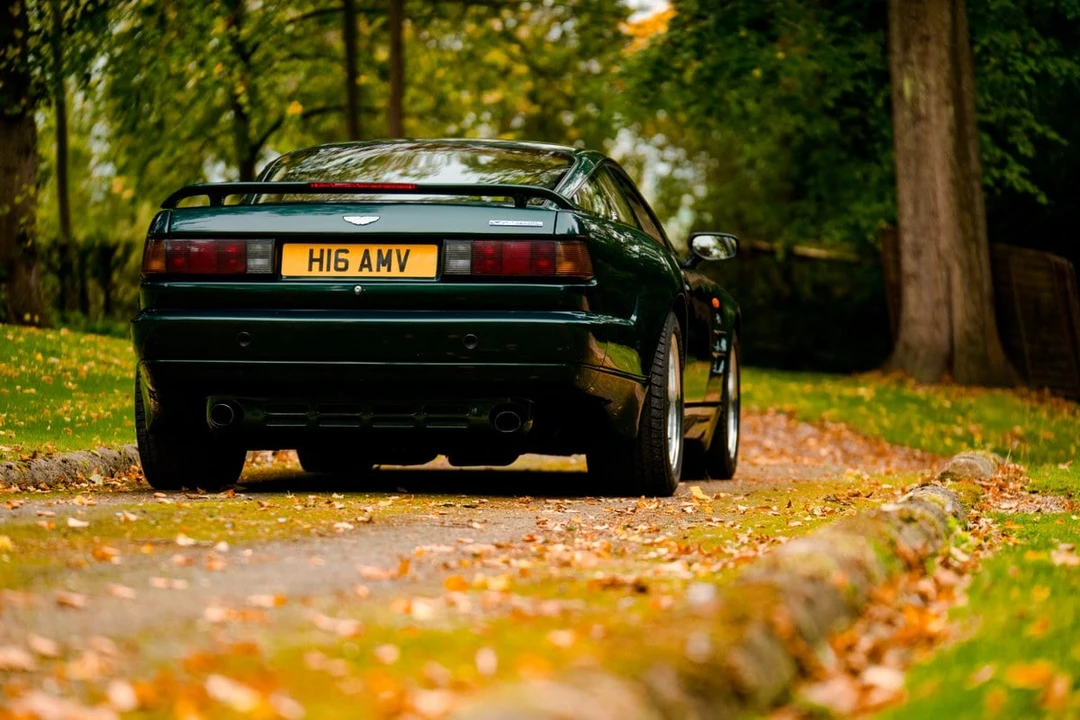 1990 Aston Martin Virage - Image 22 of 30