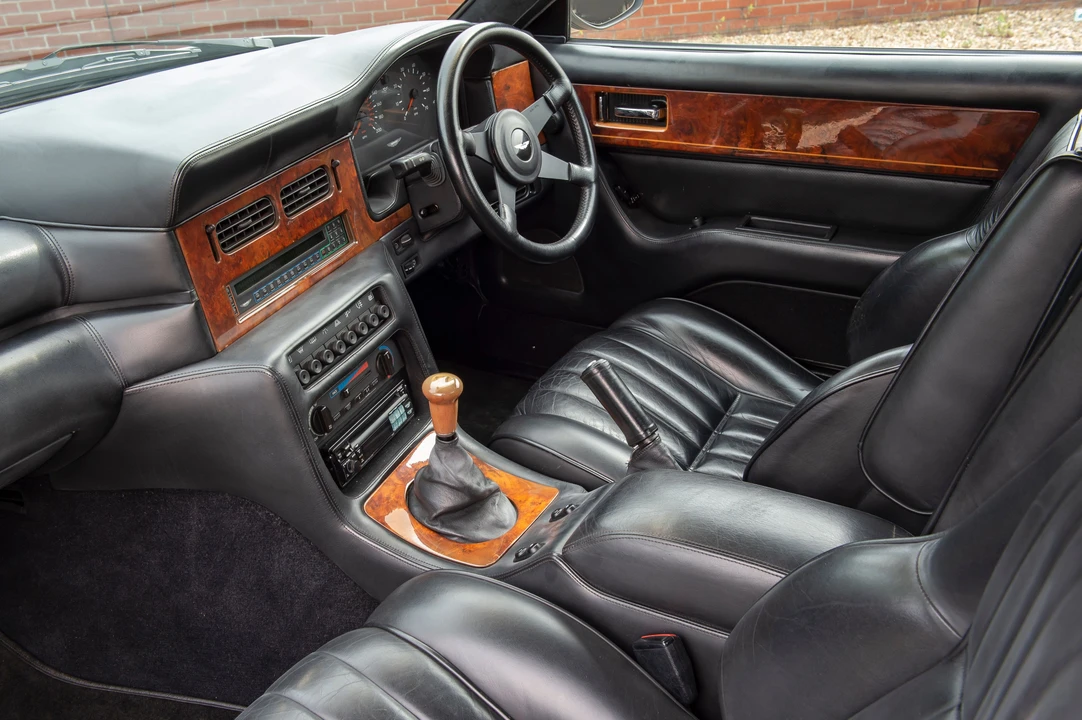 1990 Aston Martin Virage - Image 2 of 16