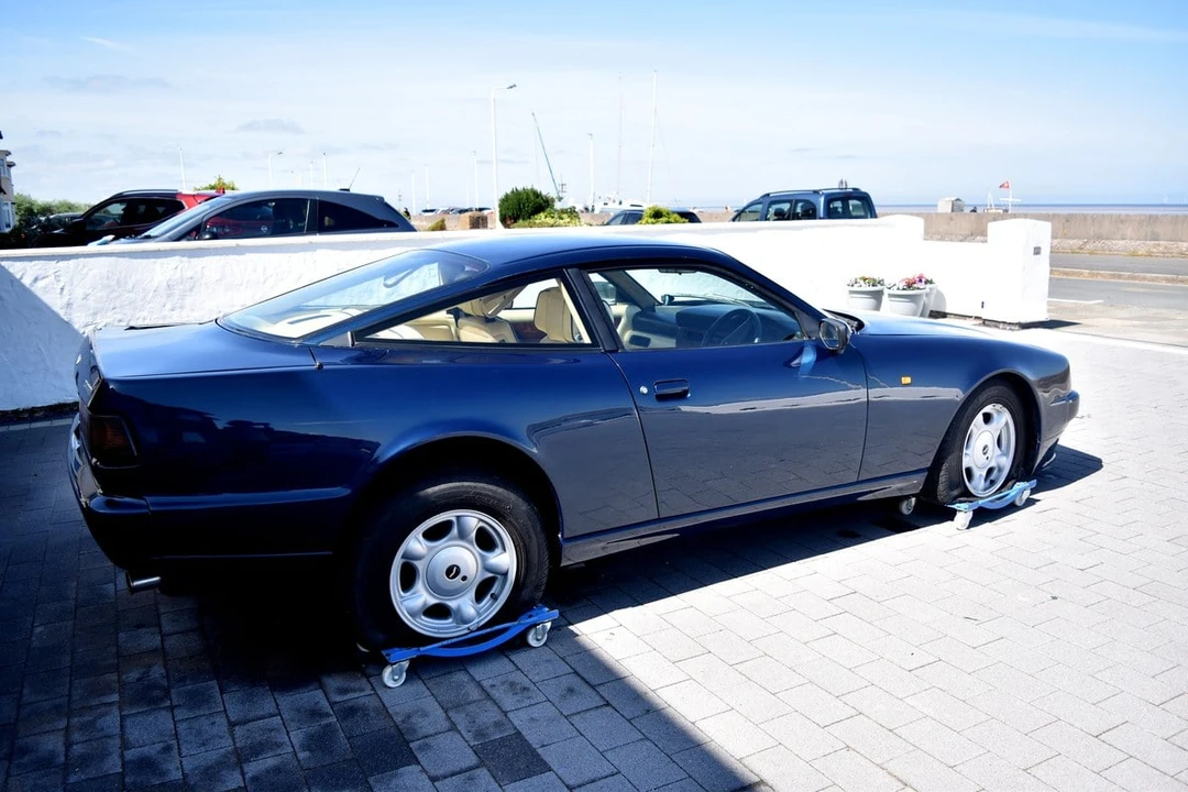 1990 Aston Martin Virage - Image 22 of 30