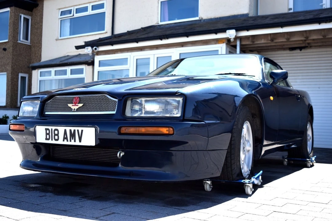 1990 Aston Martin Virage - Image 27 of 30