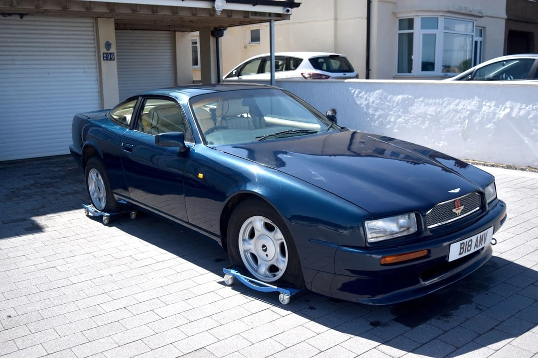 1990 Aston Martin Virage - Image 24 of 30