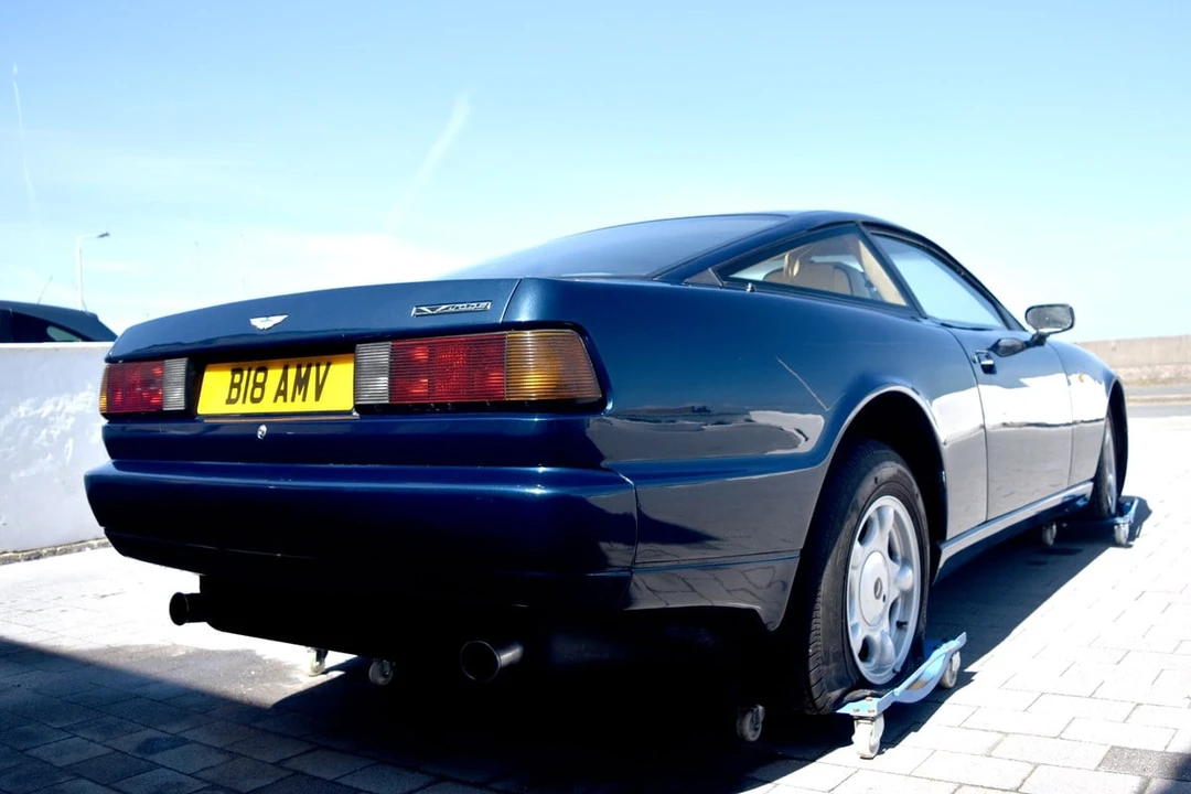 1990 Aston Martin Virage - Image 17 of 30