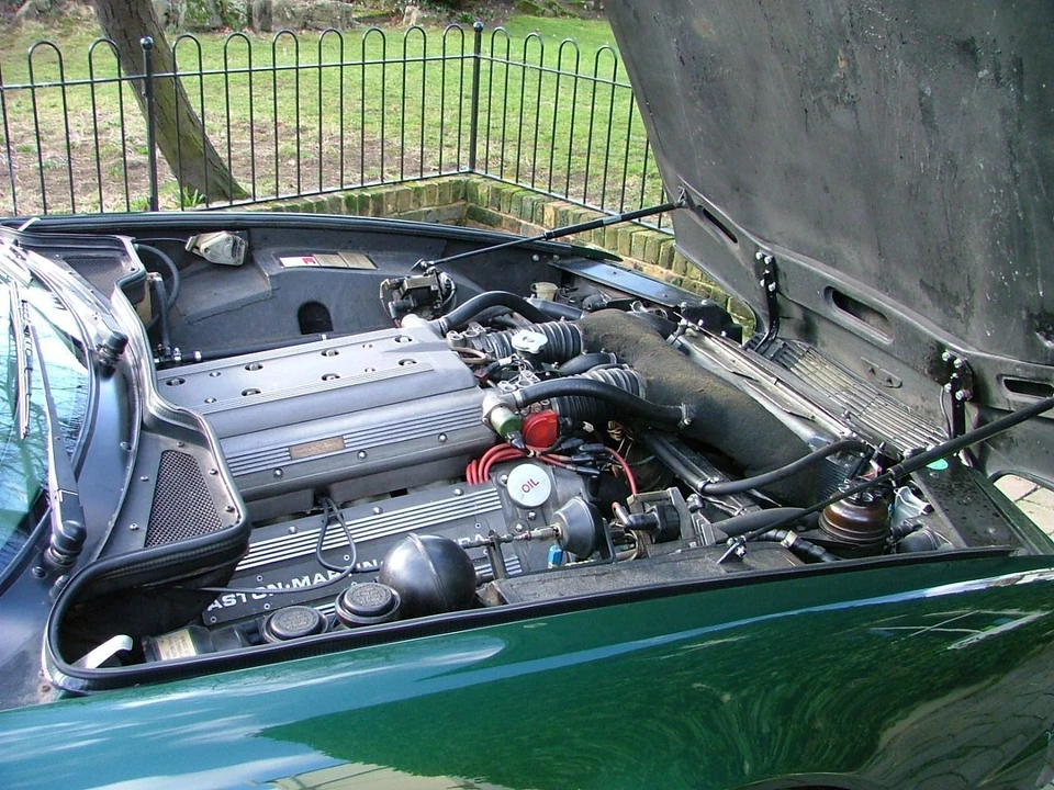 1990 Aston Martin Virage - Image 4 of 5
