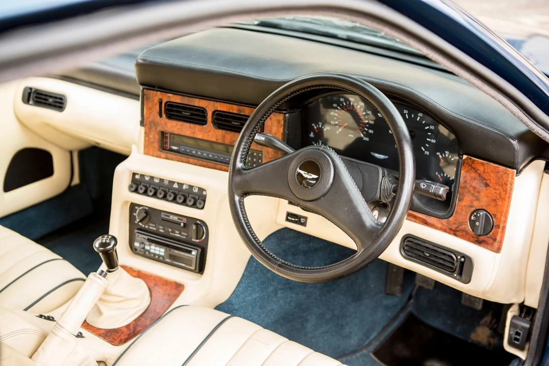 1990 Aston Martin Virage - Image 22 of 26