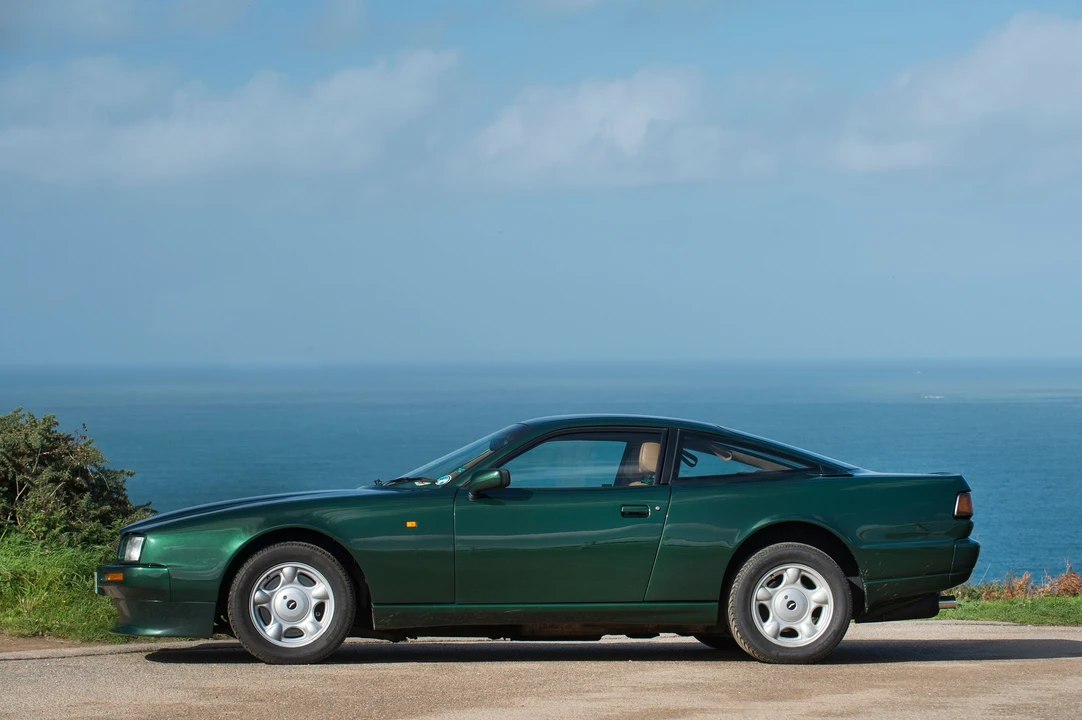1990 Aston Martin Virage - Image 17 of 25