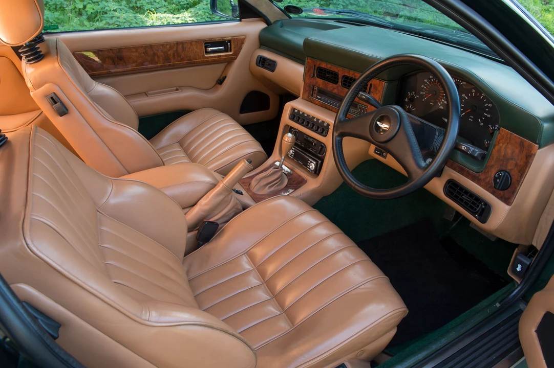 1990 Aston Martin Virage - Image 16 of 25