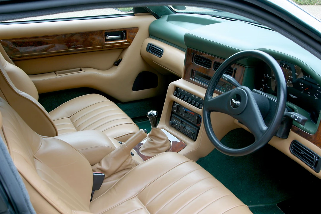 1990 Aston Martin Virage - Image 2 of 2