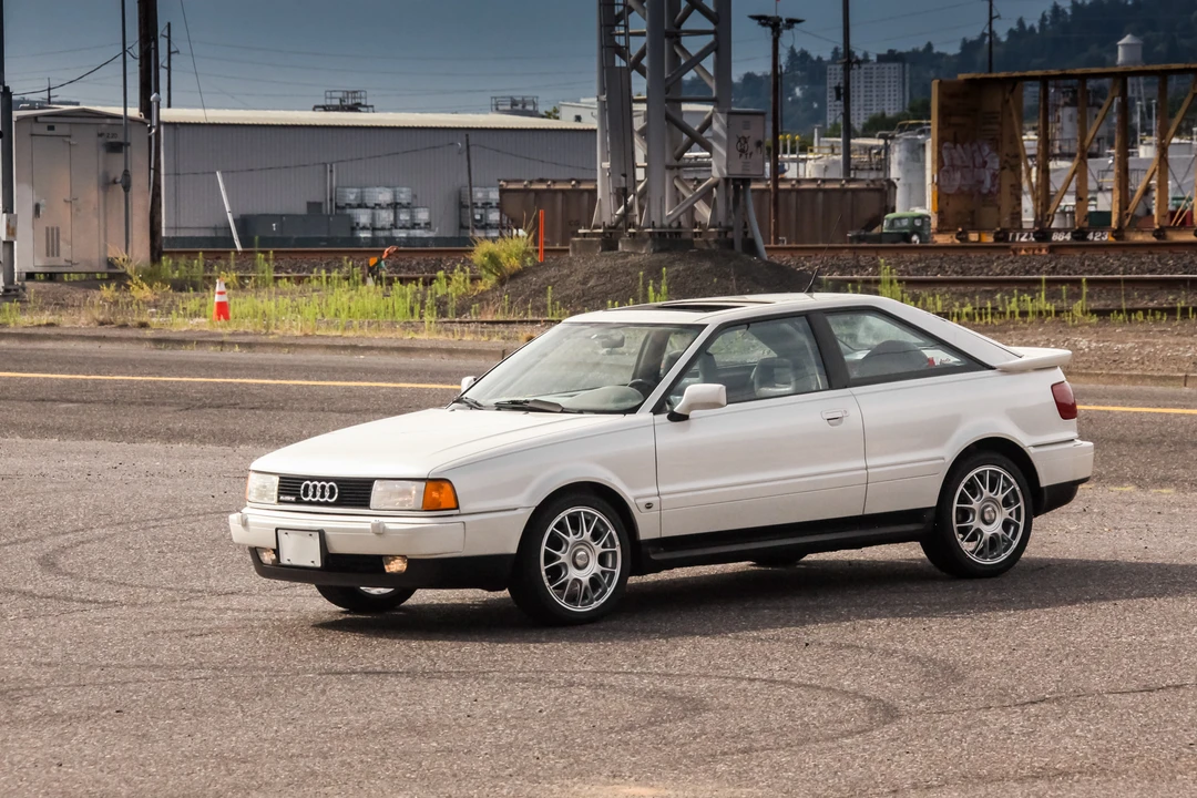 1990 Audi Coupe & Cabriolet - Image 2 of 31