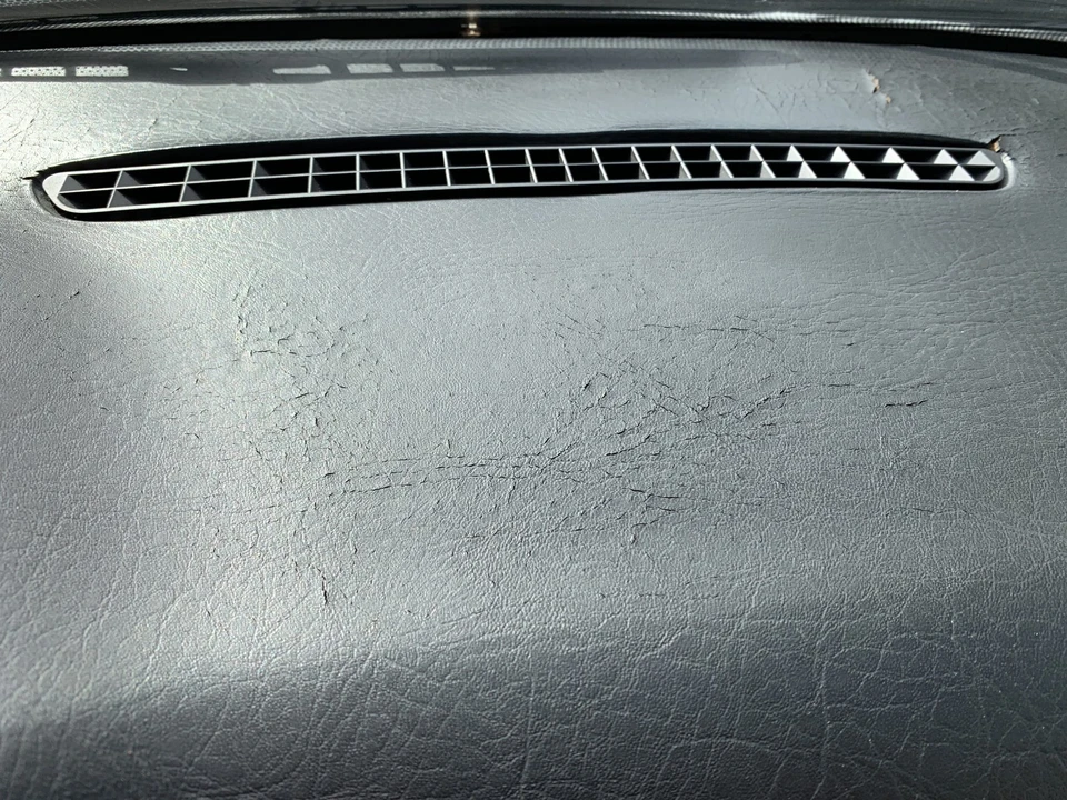 1990 Audi Coupe & Cabriolet - Image 29 of 31