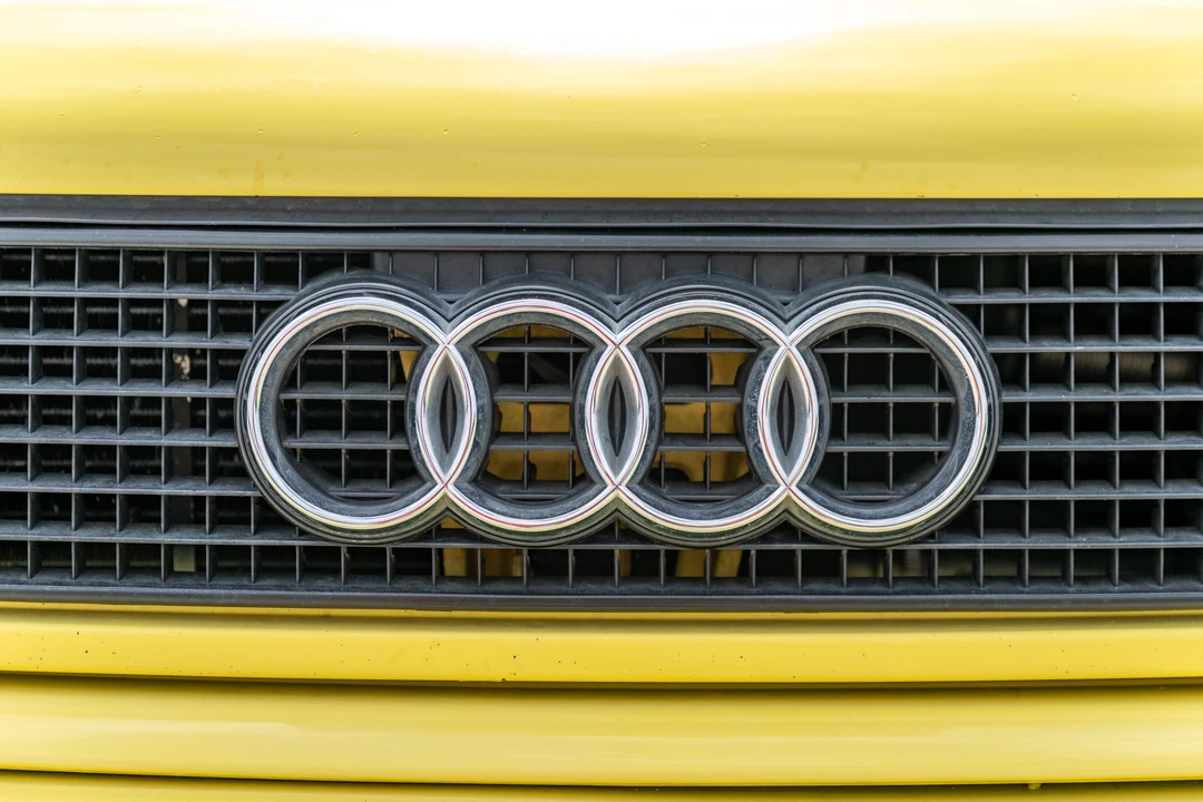 1990 Audi Coupe & Cabriolet - Image 17 of 31