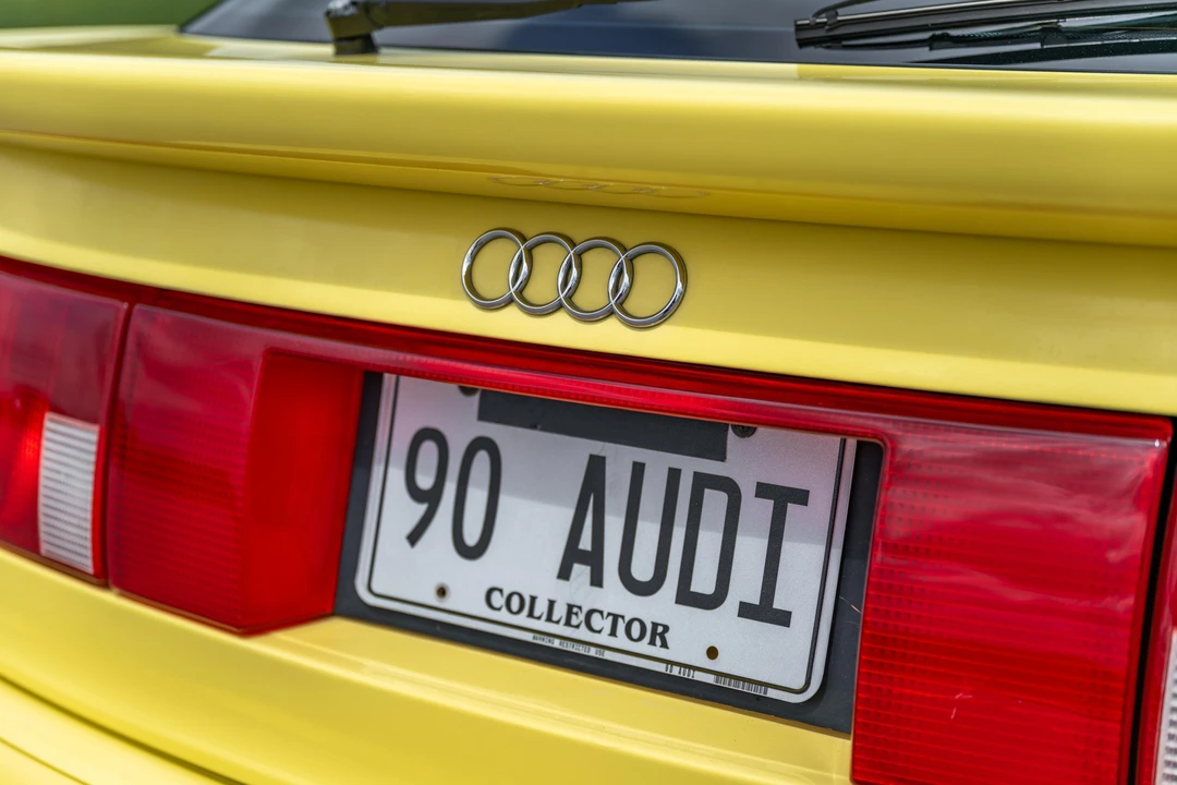 1990 Audi Coupe & Cabriolet - Image 28 of 31
